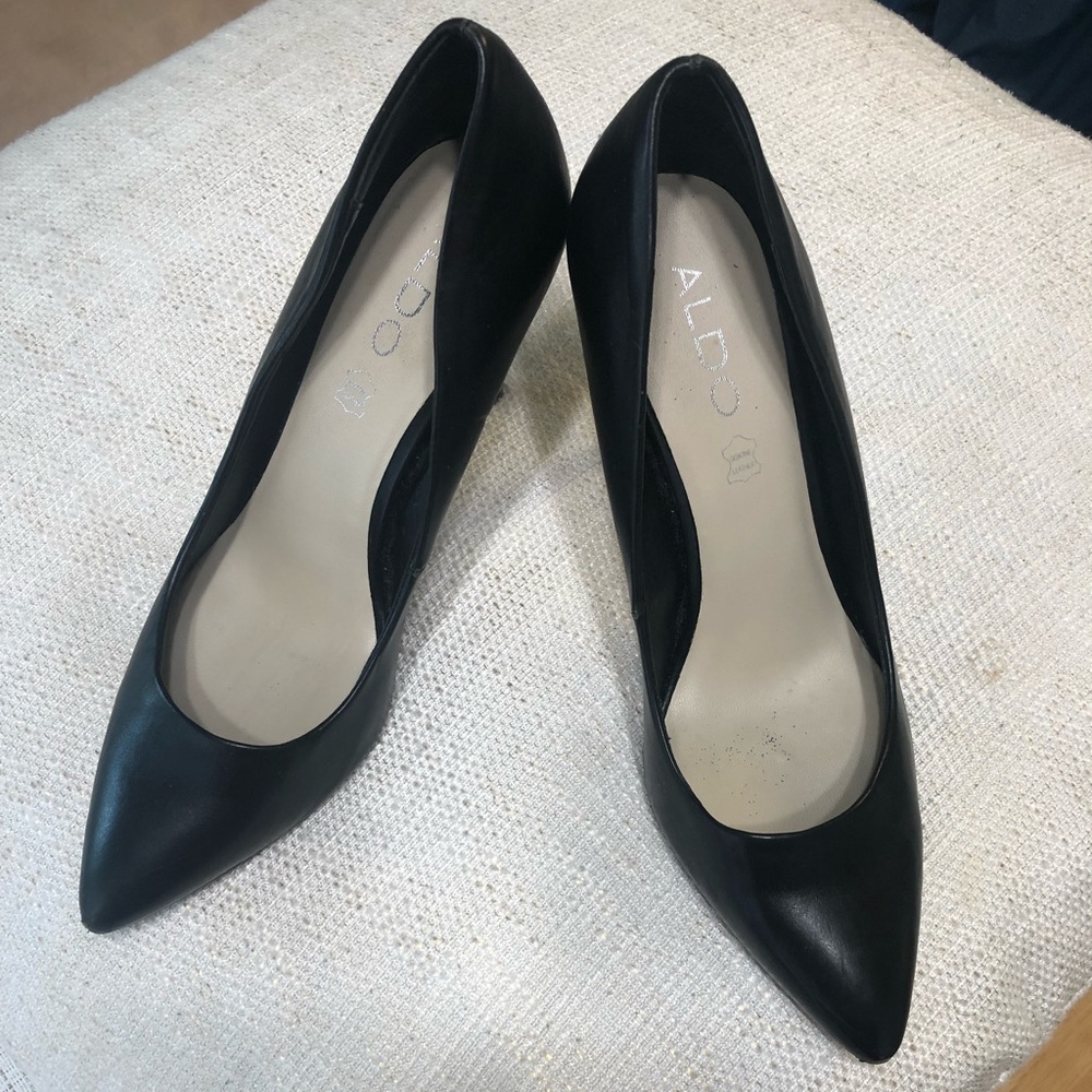 Pre Loved Aldo Pointy heels